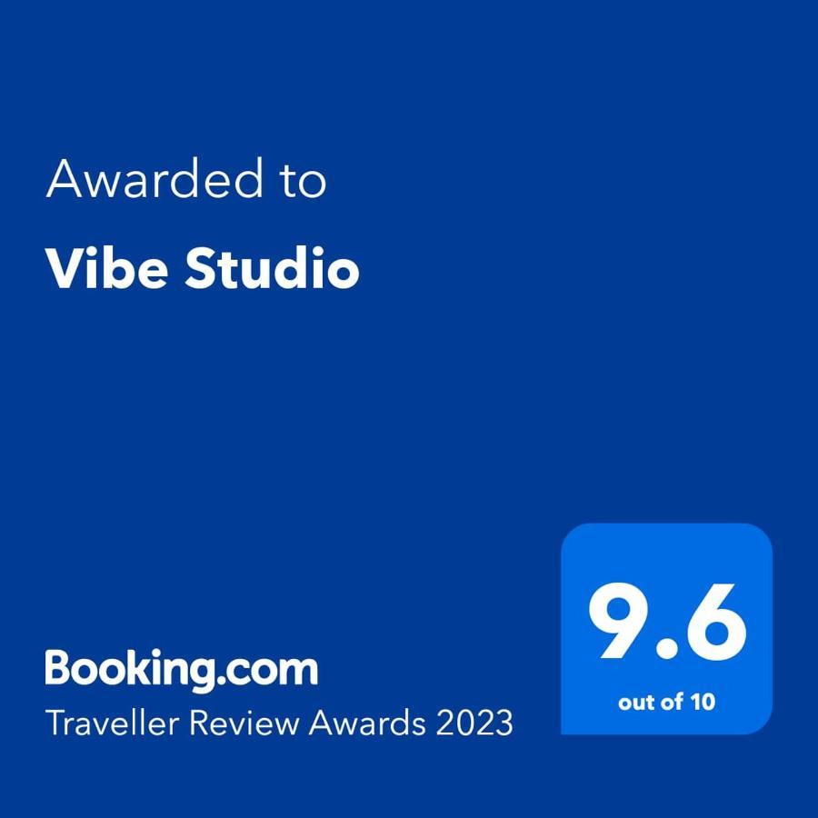 Vibe Studio Apartment Năvodari Екстериор снимка